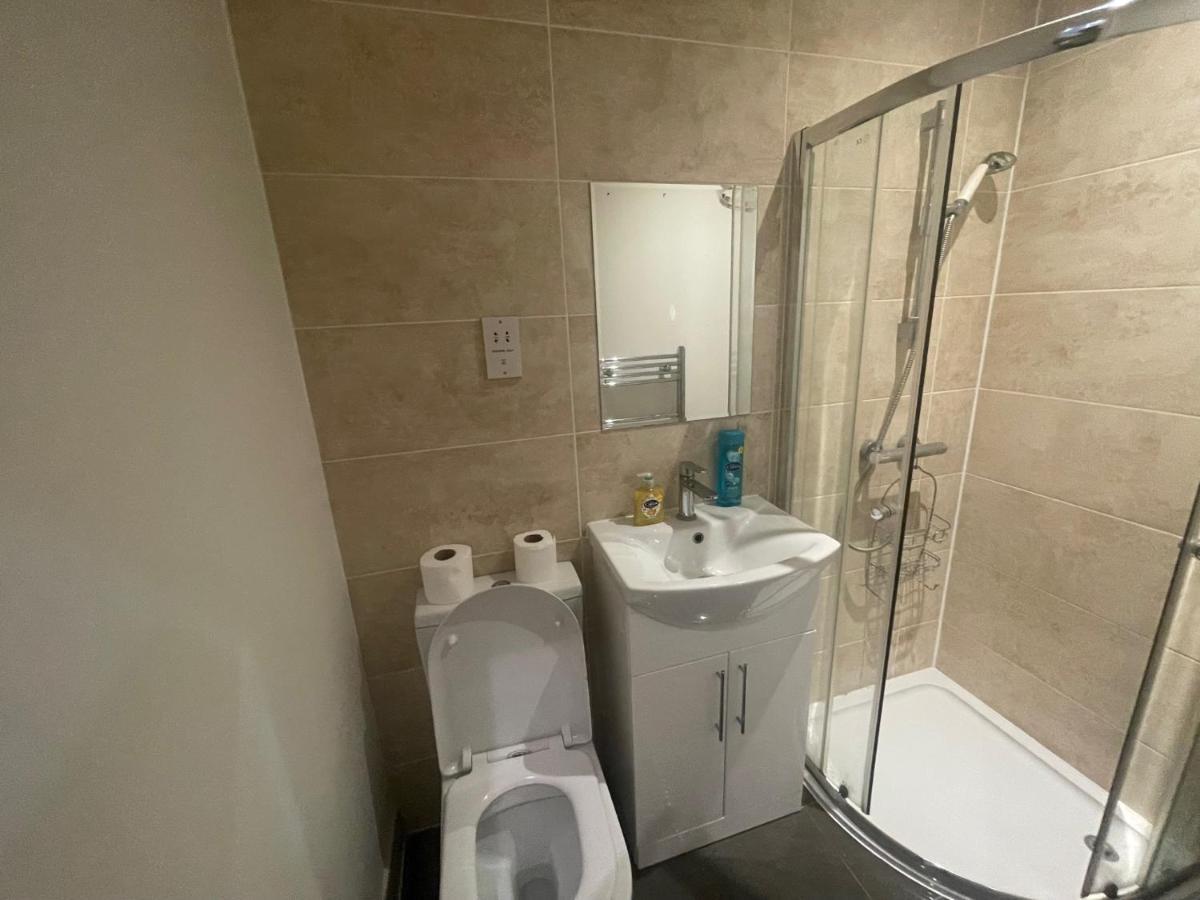 Lovely 1 Bedroom Apartment With On Street Parking London Exterior foto